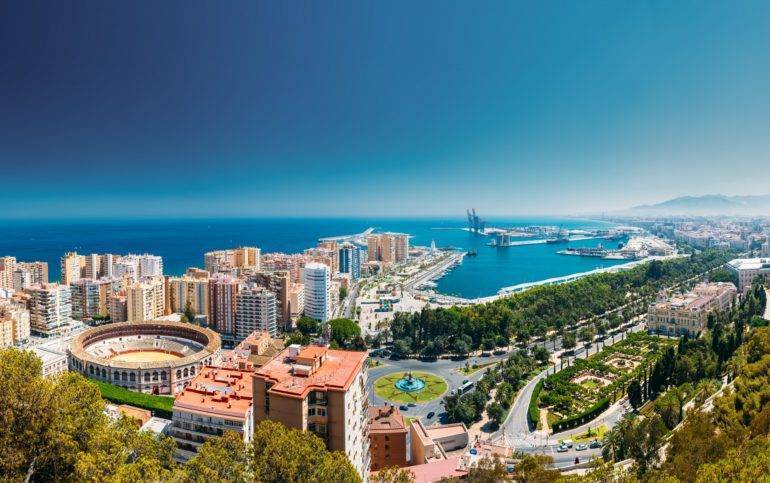 Vivir en Málaga: El Corazón de la Costa del Sol