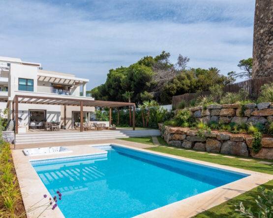 Live like a local in Marbella: The benefits of renting a house