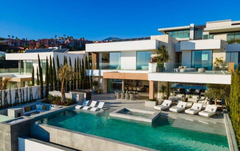 Málaga: The Paradise of Real Estate Luxury in Spain